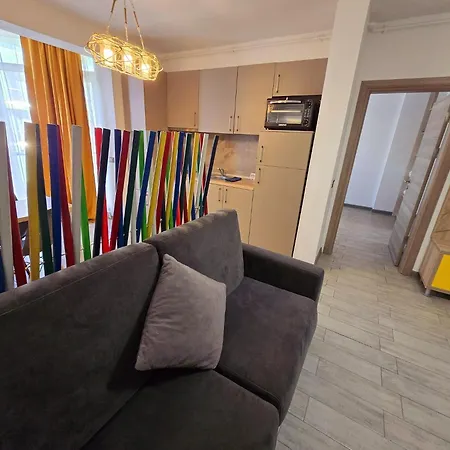 Family - Heated Pool & Apartment Navodari