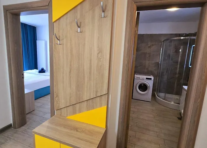 Family - Heated Pool & *