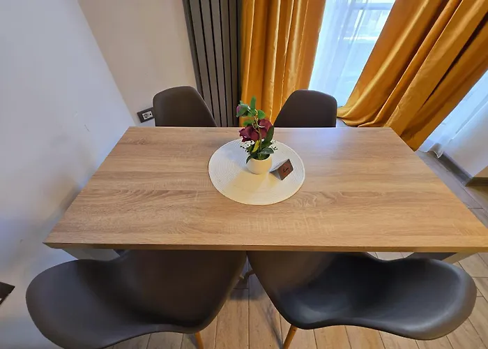 Daire Family - Heated Pool & Navodari