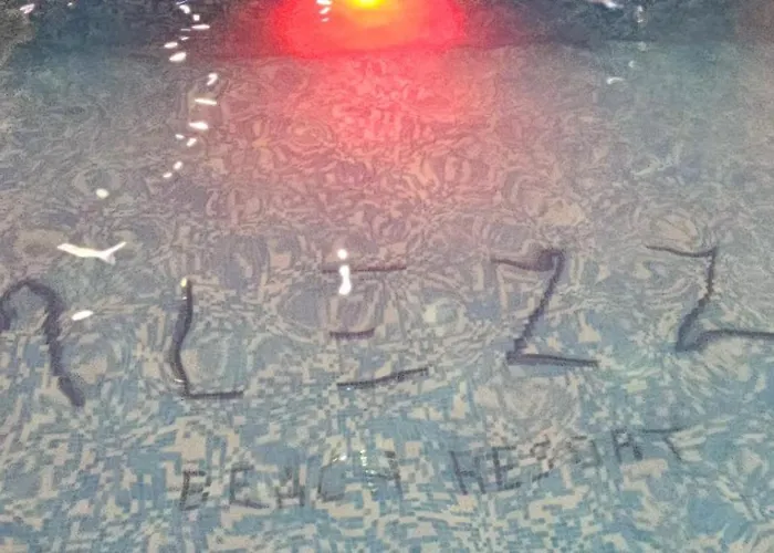 Family - Heated Pool & Daire Navodari